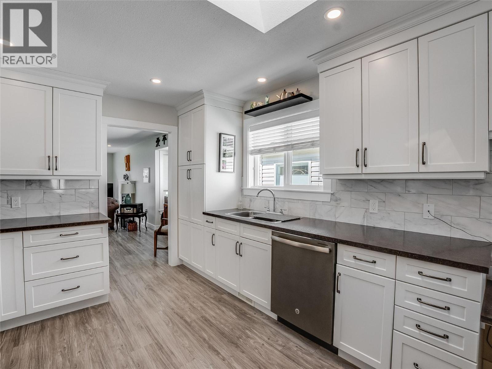 2210 Columbia Avenue Unit# 30, Castlegar, British Columbia  V1N 2X1 - Photo 12 - 10384093