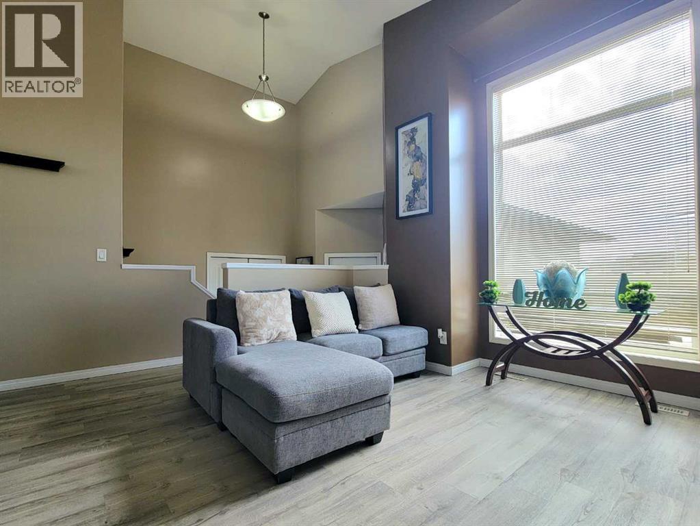 11425 88a Street, Grande Prairie, Alberta  T8X 0A6 - Photo 6 - A2303411