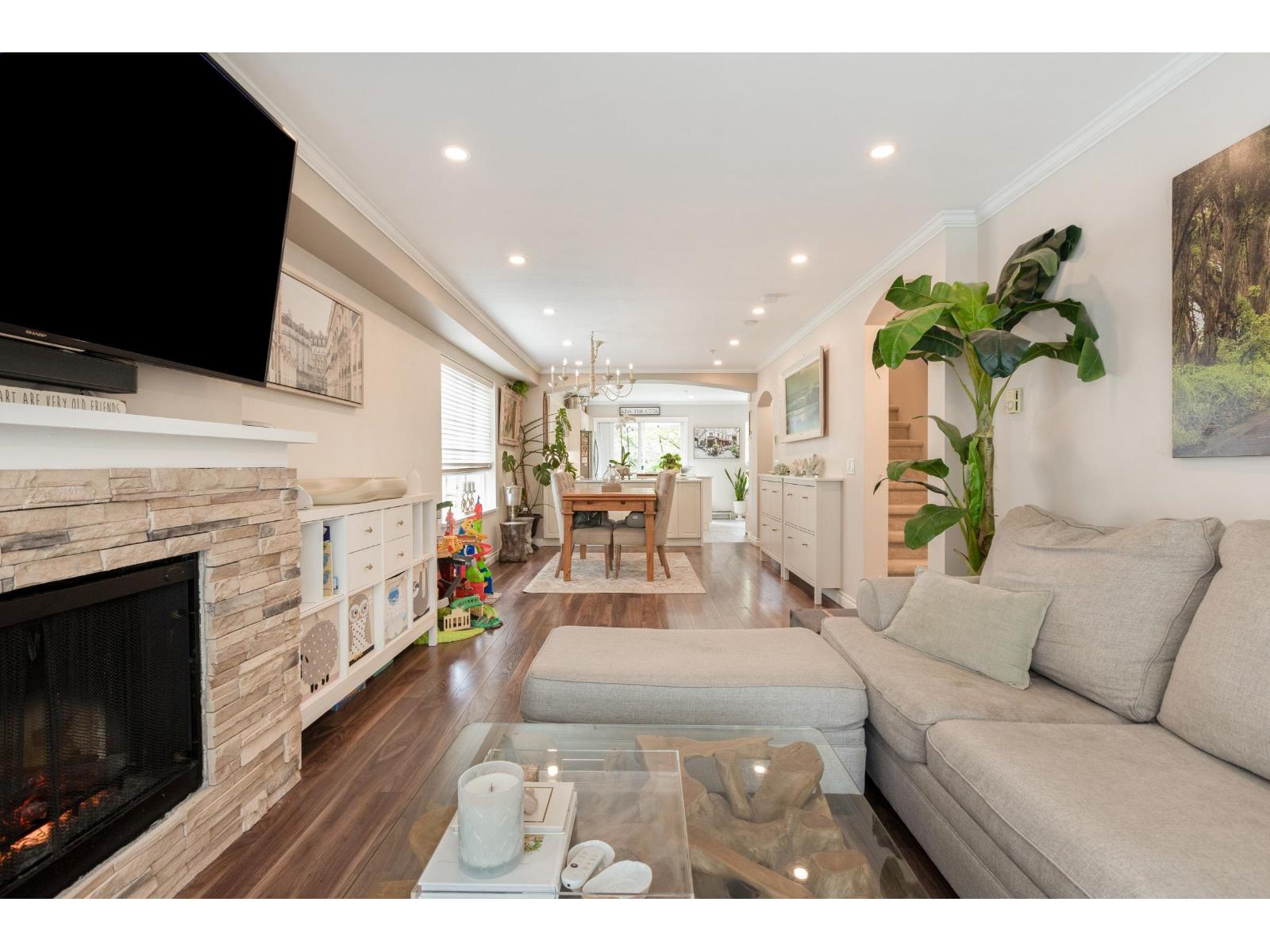 11 6747 203 Street, Langley, British Columbia  V2Y 3B5 - Photo 5 - R3114167