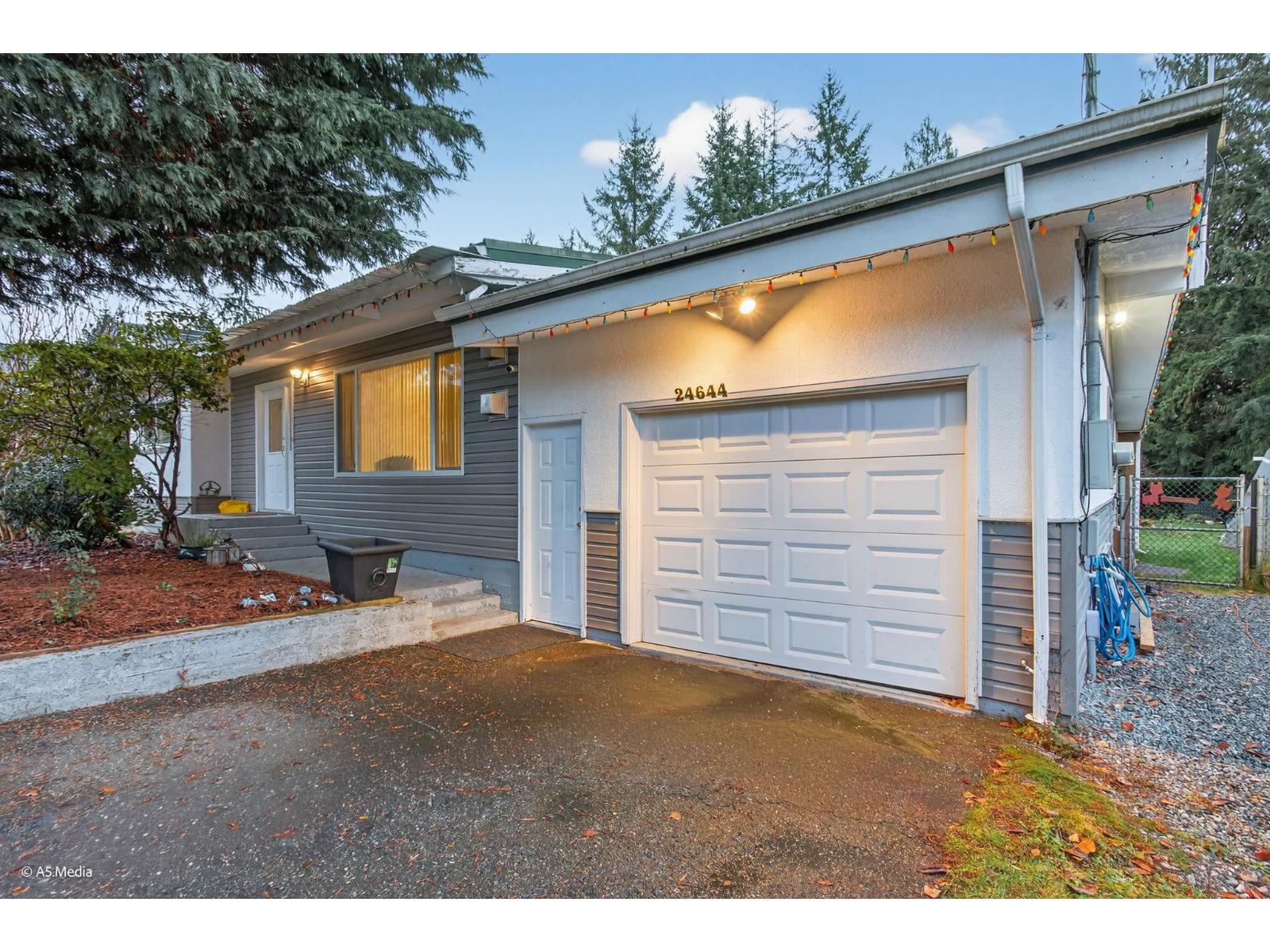 24644 56 Avenue, Langley, British Columbia  V2Z 1C1 - Photo 5 - R3067868