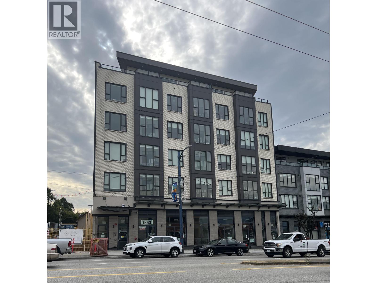 CRU 1-3 3068 KINGSWAY, Vancouver, British Columbia