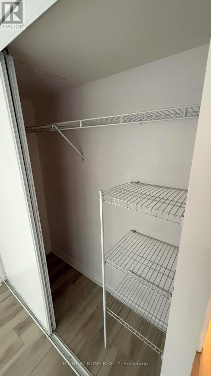 704 - 5 Michael Power Place, Toronto, Ontario  M9A 0A3 - Photo 21 - W13022868