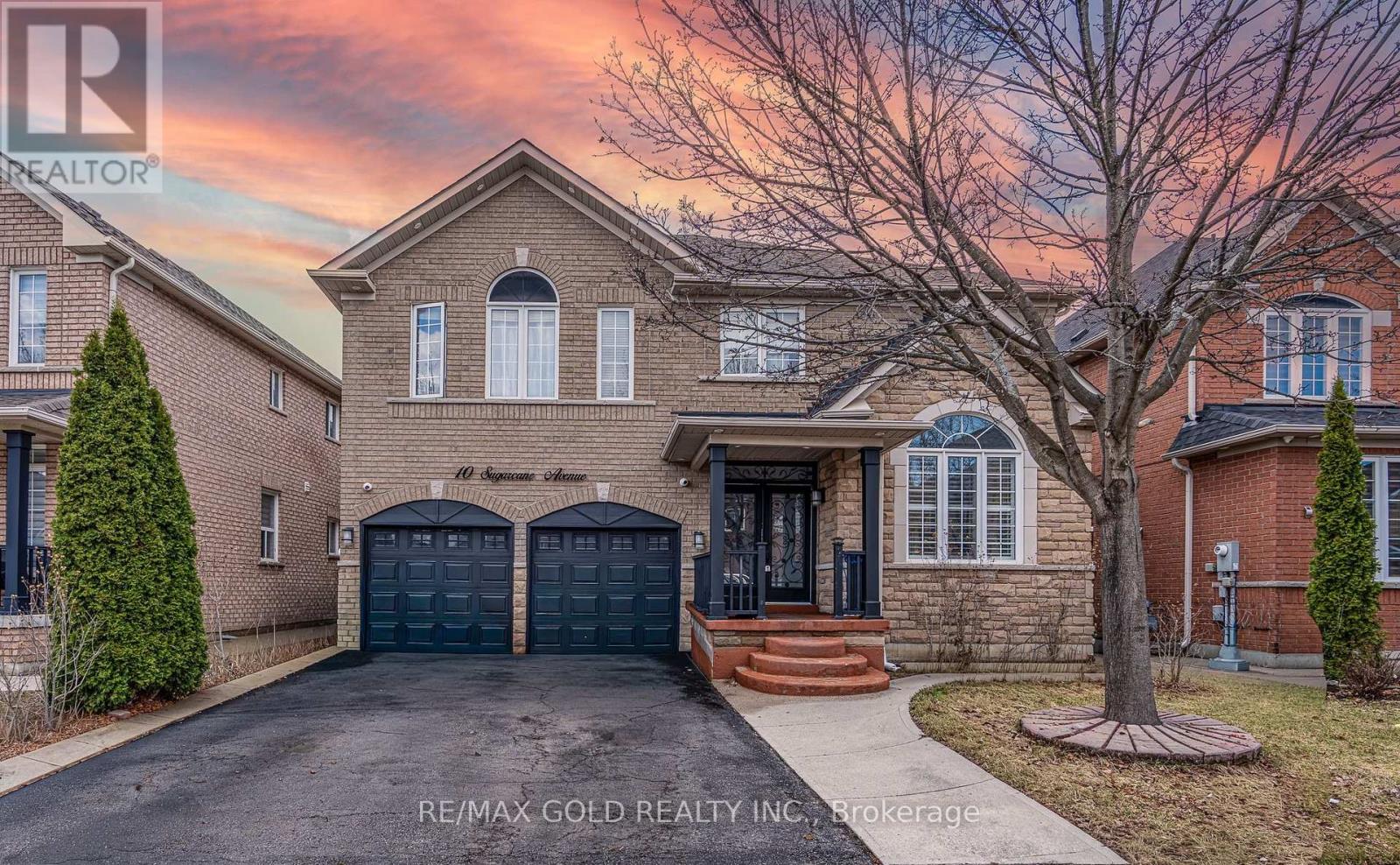 10 SUGARCANE AVENUE, Brampton, Ontario