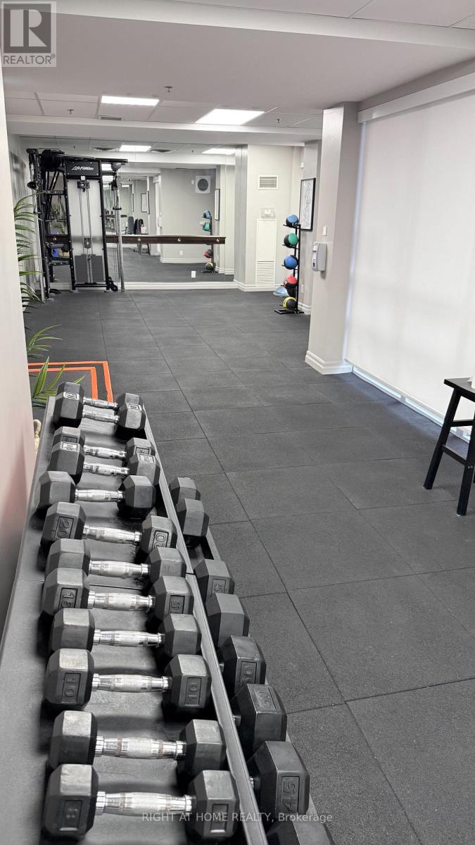 704 - 5 Michael Power Place, Toronto, Ontario  M9A 0A3 - Photo 30 - W13022868