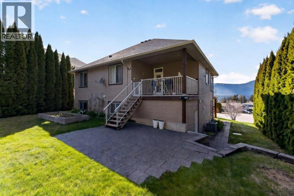 840 12 Street SE, Salmon Arm, British Columbia  V1E 0A3 - Photo 50 - 10383606