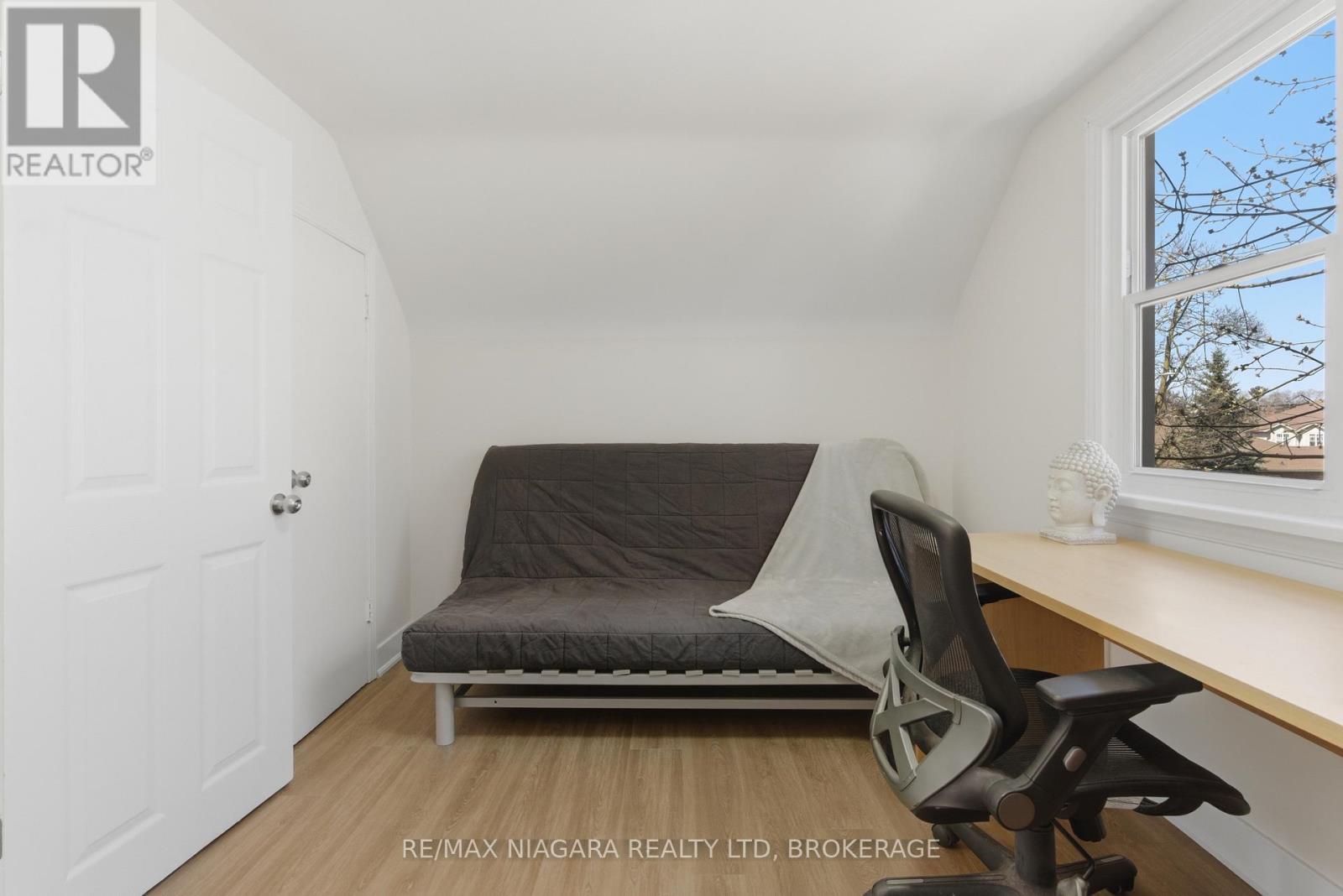 5654 Drummond Road, Niagara Falls, Ontario  L2G 4L4 - Photo 14 - X13027416