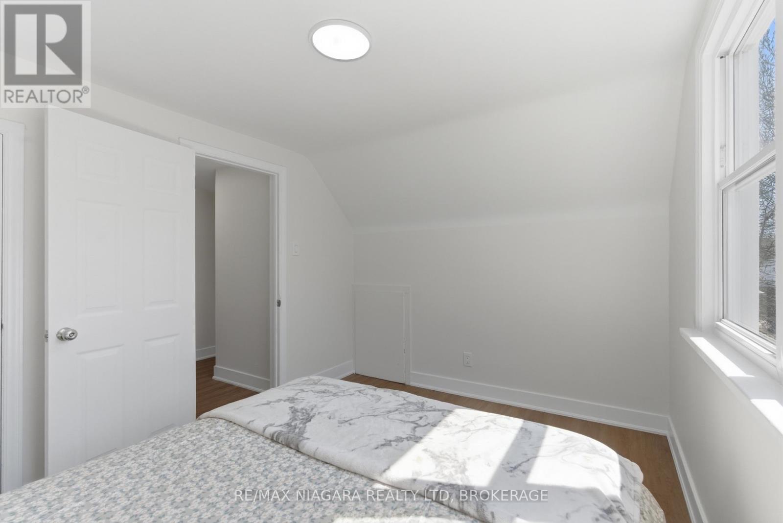 5654 Drummond Road, Niagara Falls, Ontario  L2G 4L4 - Photo 18 - X13027416