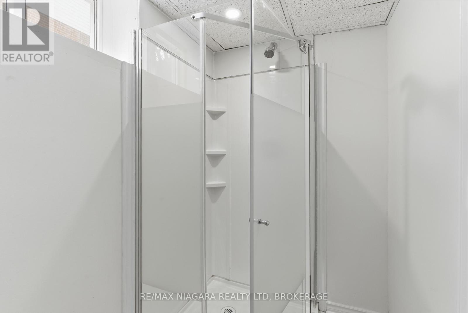 5654 Drummond Road, Niagara Falls, Ontario  L2G 4L4 - Photo 29 - X13027416