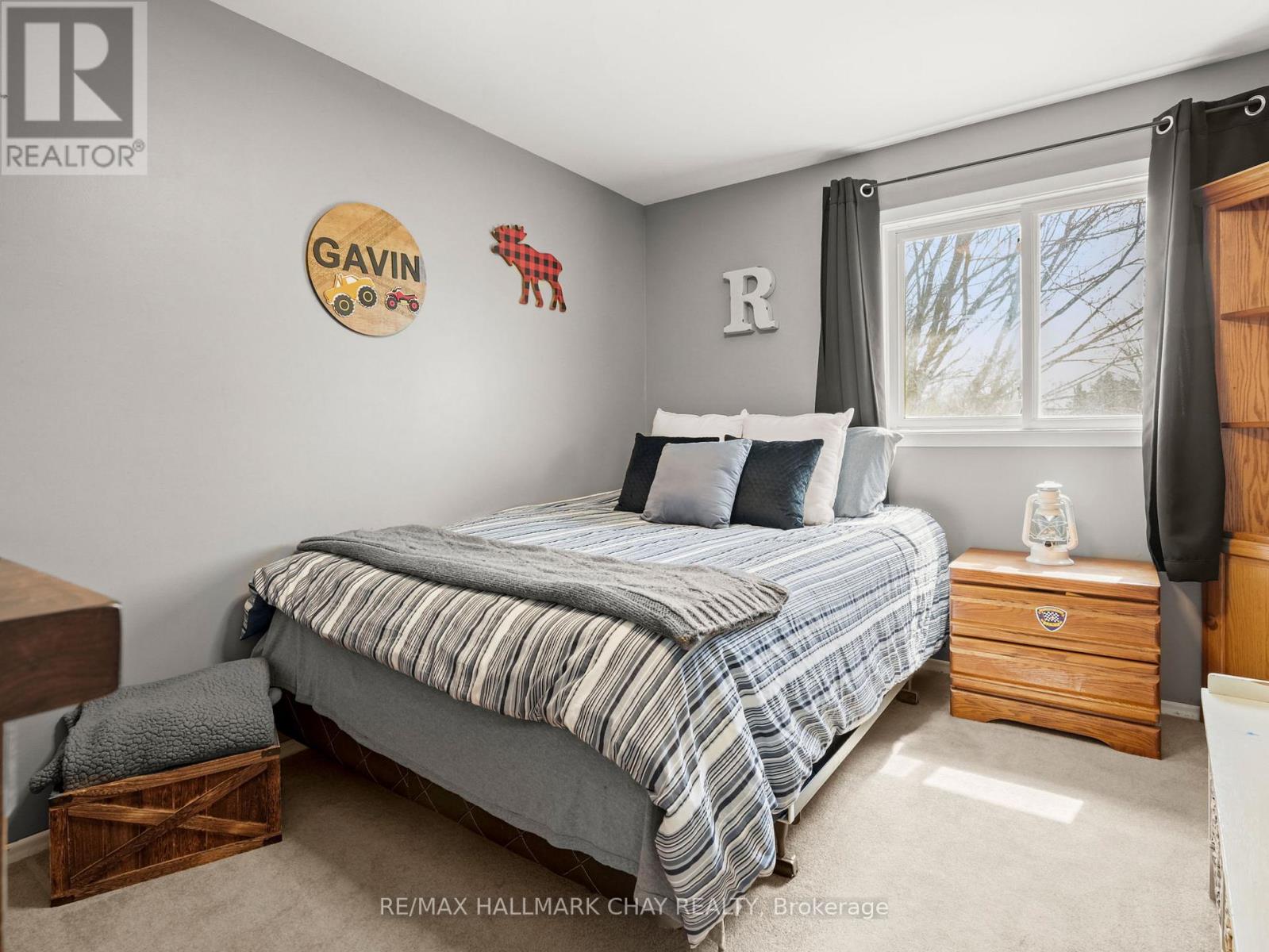 190 Mackenzie Street, New Tecumseth, Ontario  L9R 1B8 - Photo 15 - N12990106