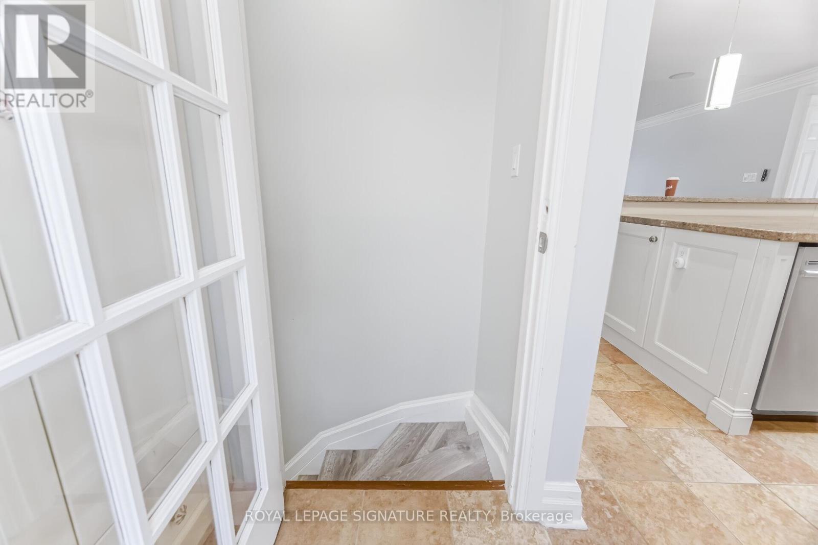 34 Lorraine Crescent, Brampton, Ontario  L6S 2R7 - Photo 18 - W13025470