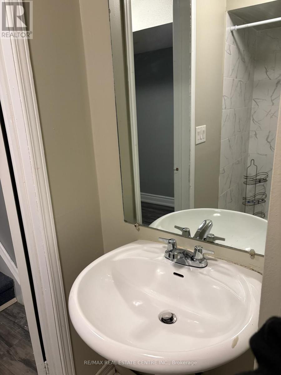 199 - 199 Baronwood Court, Brampton, Ontario  L6V 3H9 - Photo 20 - W12826218