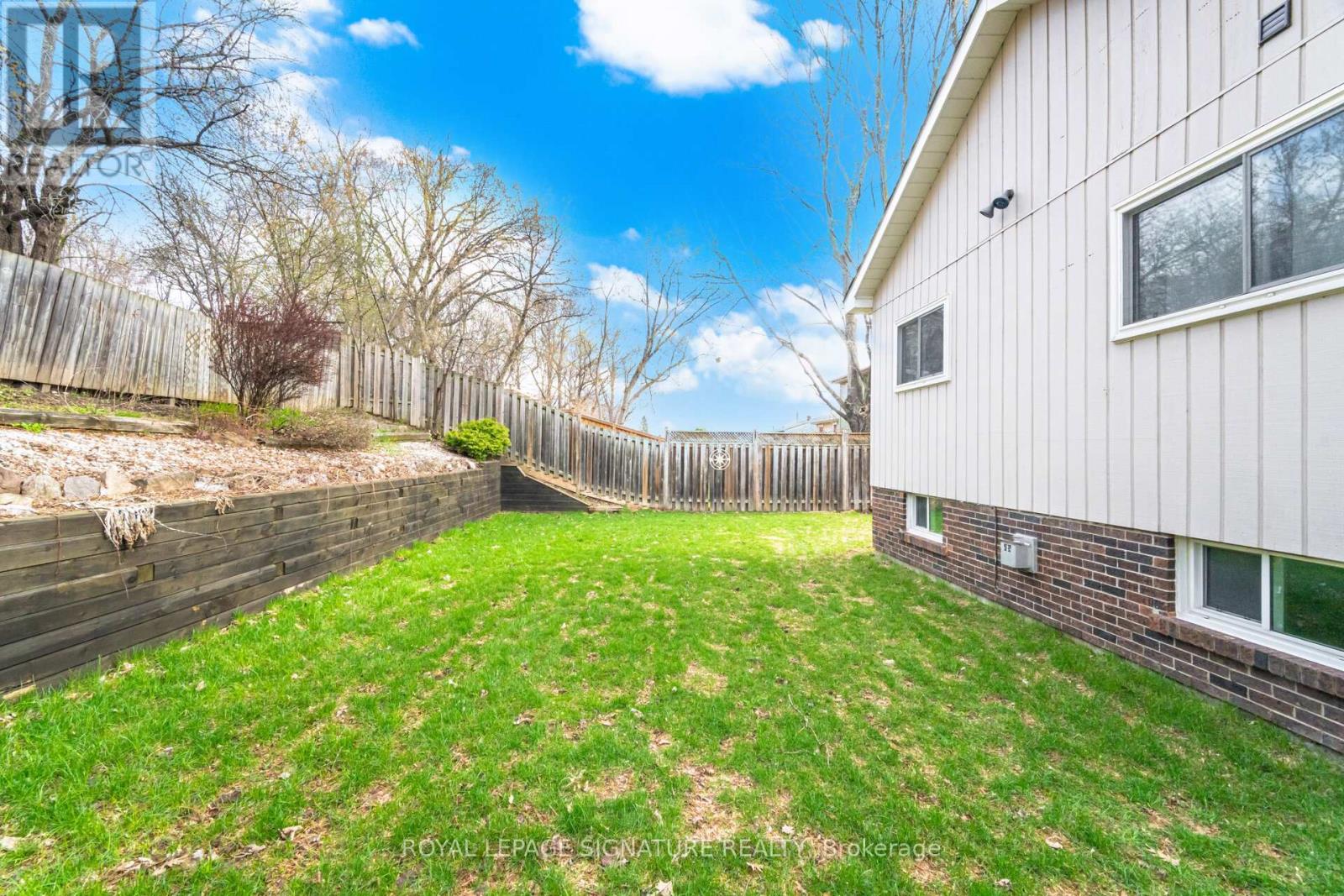 34 Lorraine Crescent, Brampton, Ontario  L6S 2R7 - Photo 34 - W13025470