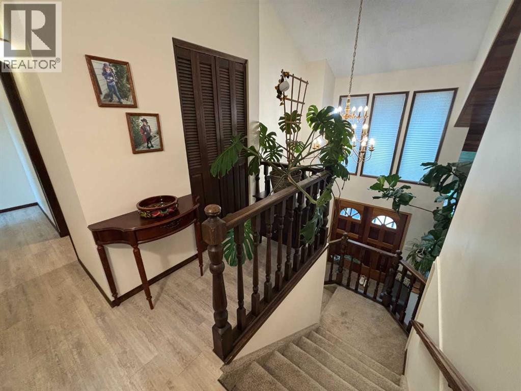 9602 71 Avenue, Peace River, Alberta  T8S 1E3 - Photo 16 - A2273646