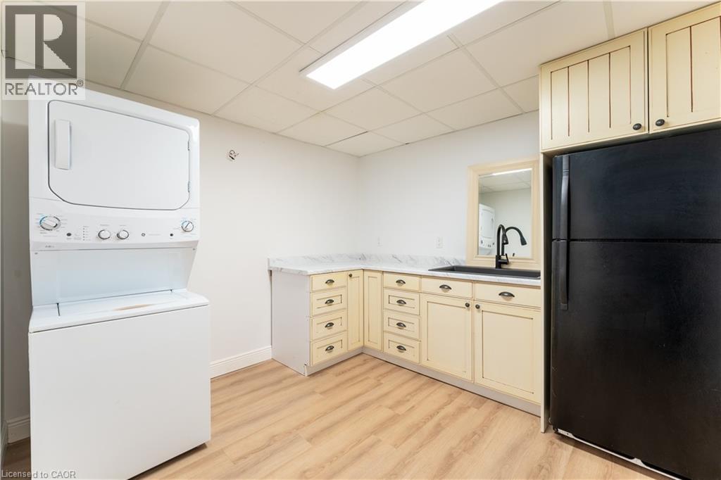 130 Henry Street, Brantford, Ontario  N3S 5C7 - Photo 27 - 40791452