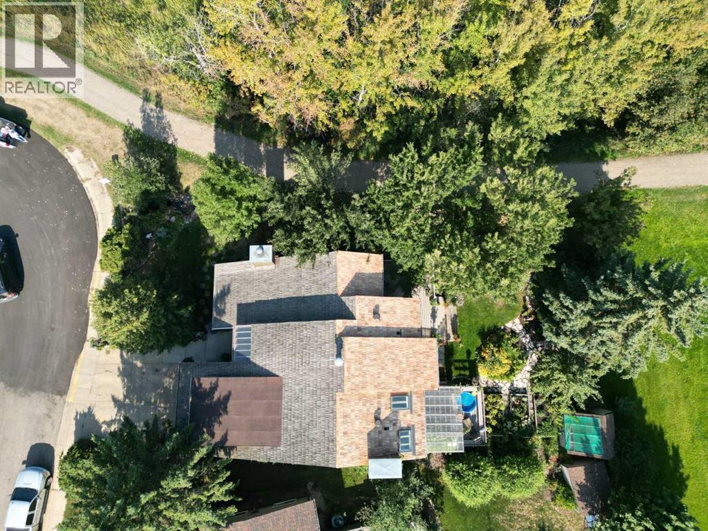 9602 71 Avenue, Peace River, Alberta  T8S 1E3 - Photo 30 - A2273646