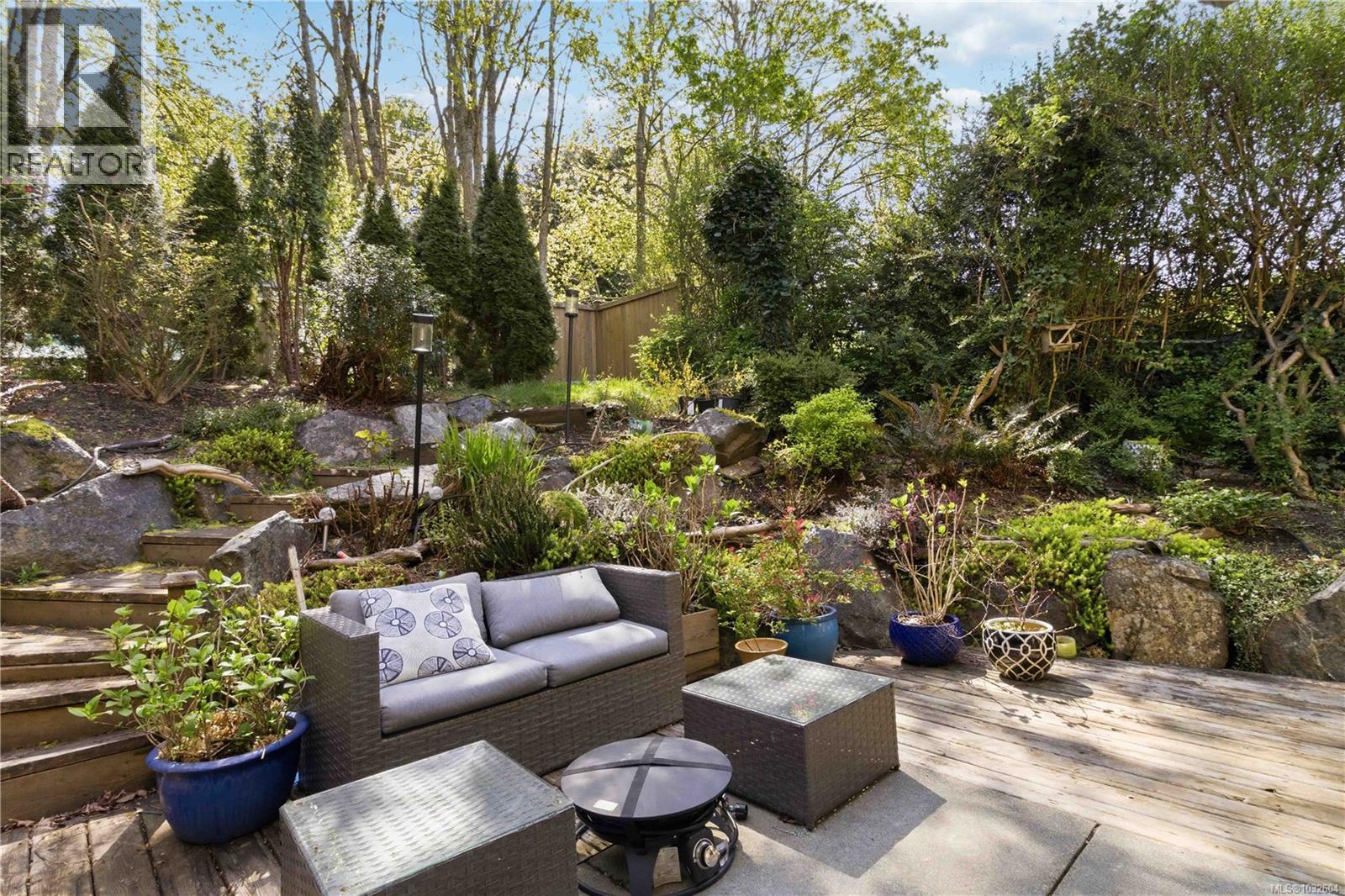 1089 Colville Rd, Esquimalt, British Columbia  V9A 4P9 - Photo 11 - 1032604