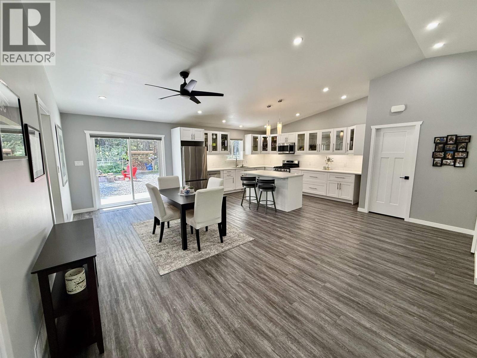 4985 Kyllo Road, 108 Mile Ranch, British Columbia  V0K 2Z0 - Photo 12 - R3113553