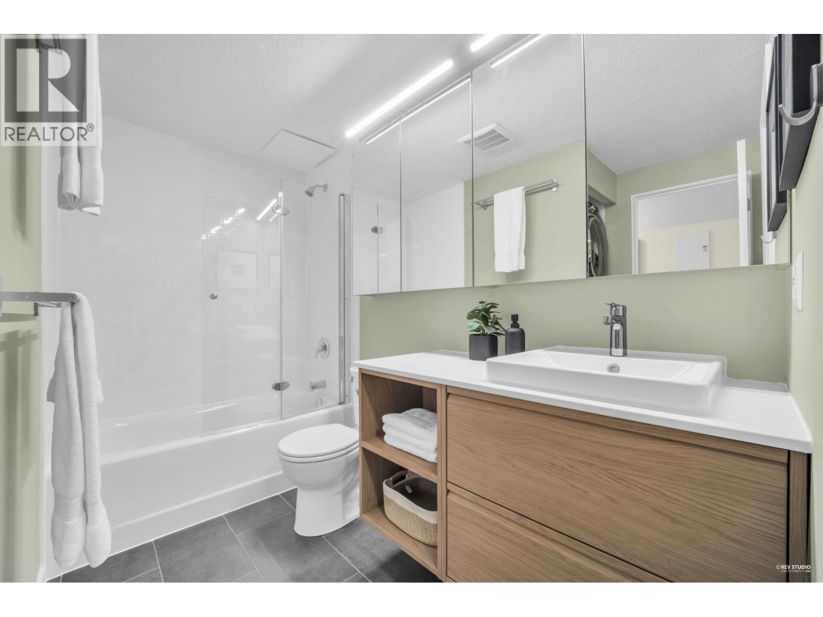 103 150 E 5th Street, North Vancouver, British Columbia  V7L 1L5 - Photo 23 - R3114213