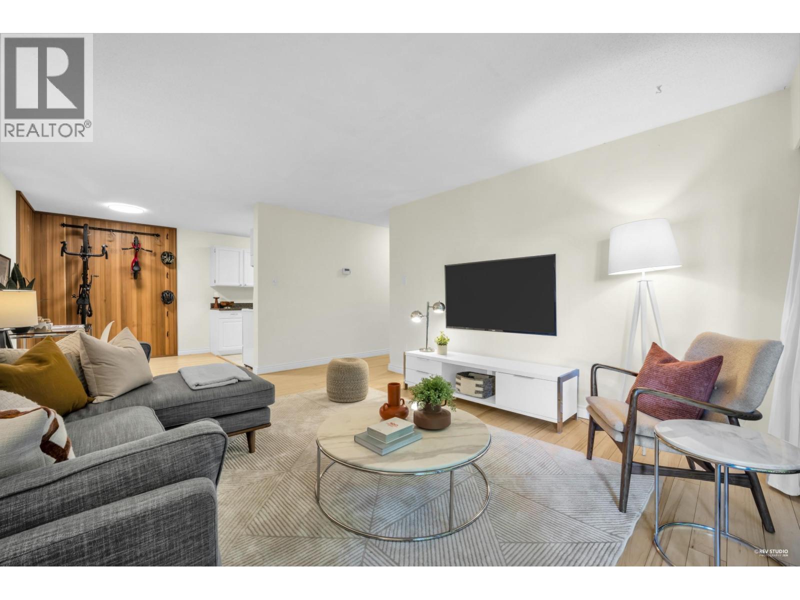 103 150 E 5th Street, North Vancouver, British Columbia  V7L 1L5 - Photo 5 - R3114213