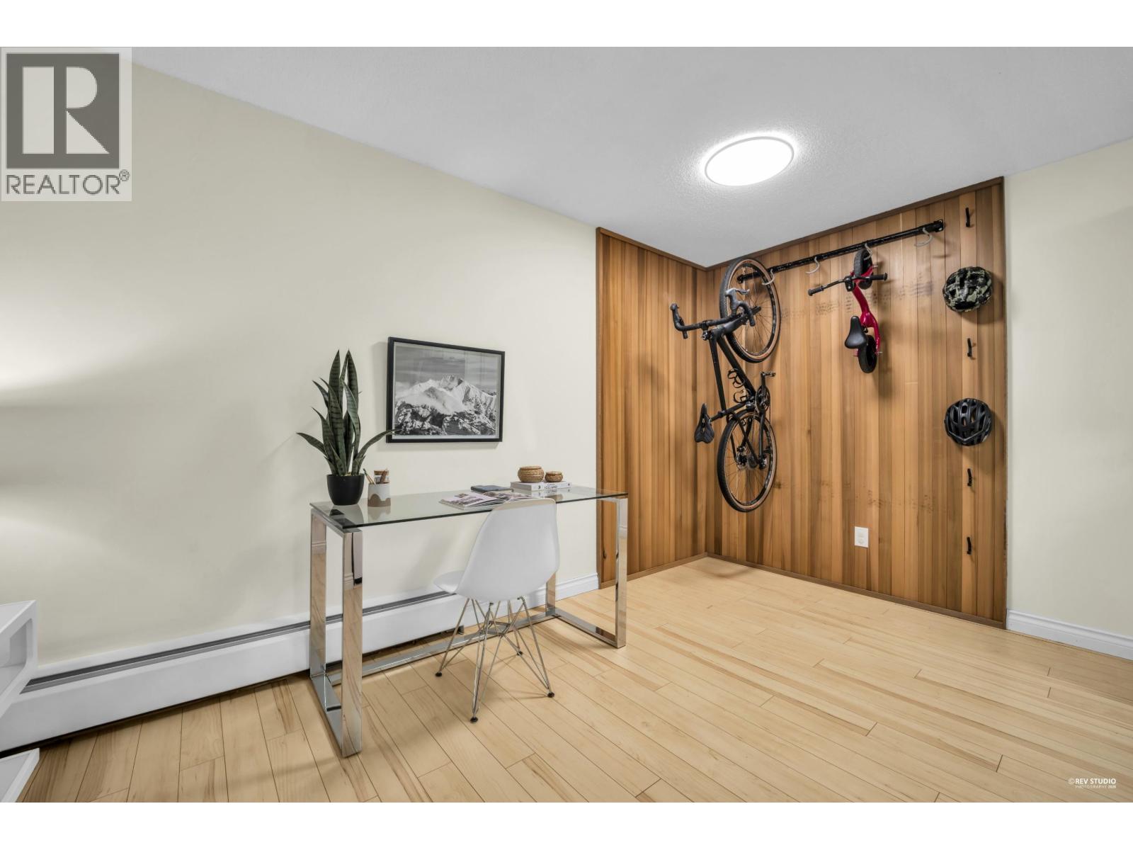 103 150 E 5th Street, North Vancouver, British Columbia  V7L 1L5 - Photo 8 - R3114213