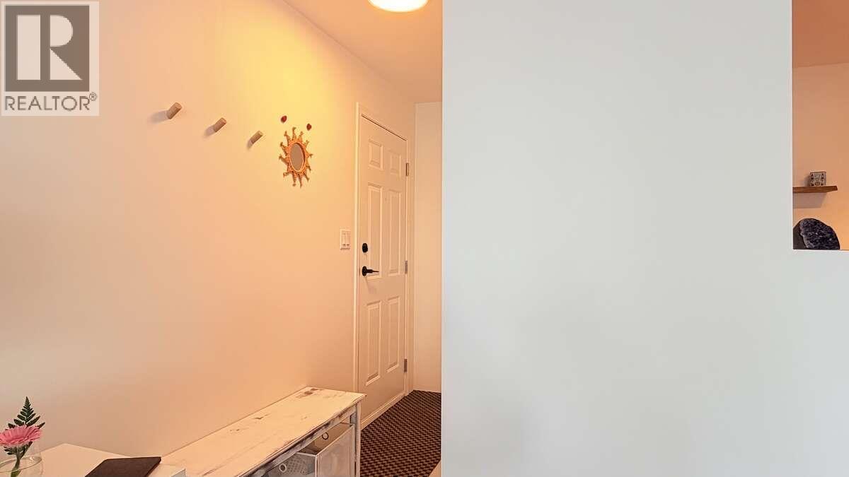 204 22347 Lougheed Highway, Maple Ridge, British Columbia  V2X 2T3 - Photo 7 - R3114250