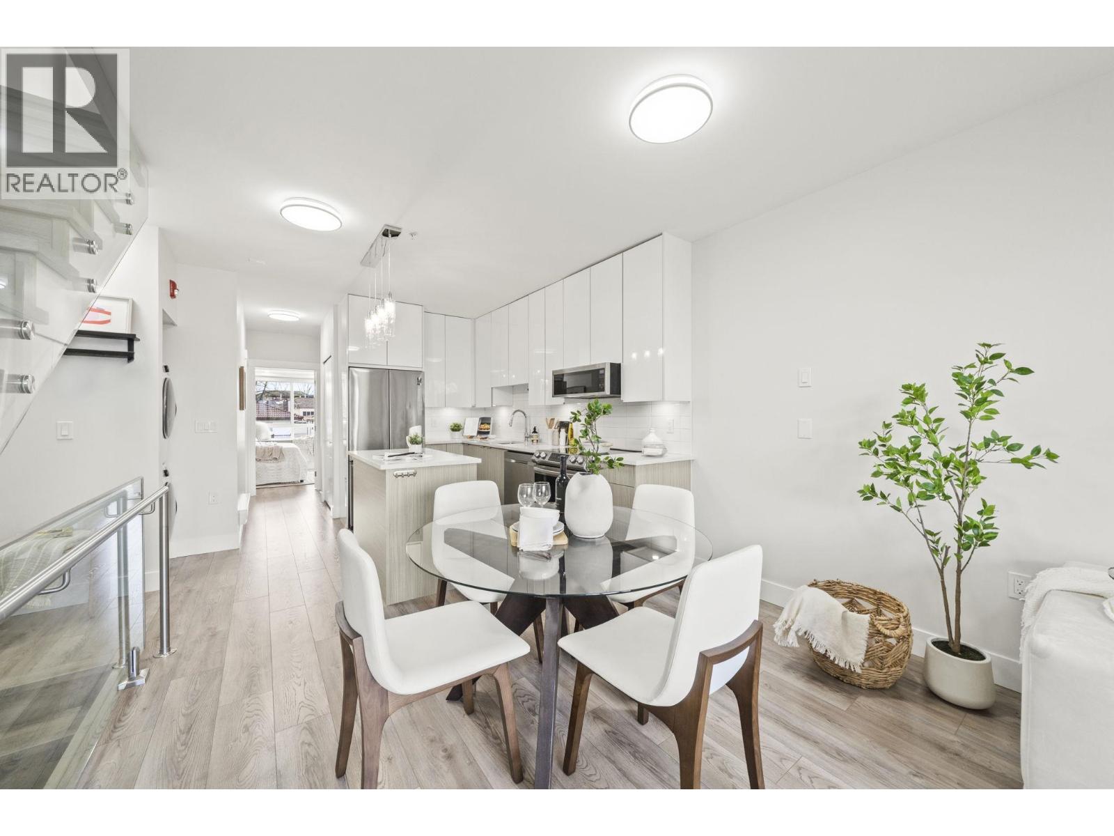 2296 E 33rd Avenue, Vancouver, British Columbia  V5N 3G1 - Photo 8 - R3114273