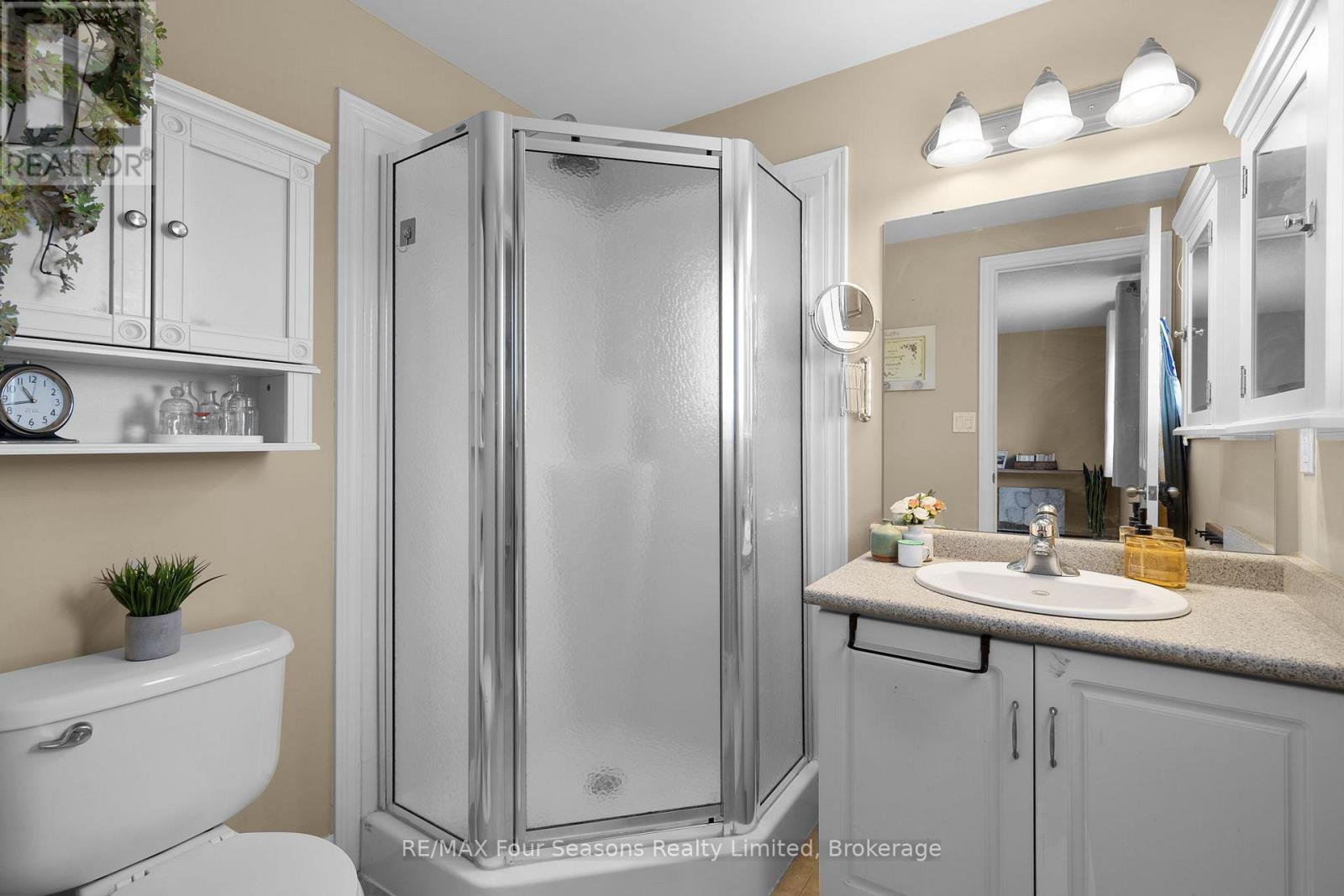 13 - 305 Briarmeadow Drive, Kitchener, Ontario  N2A 4K9 - Photo 20 - X13027364