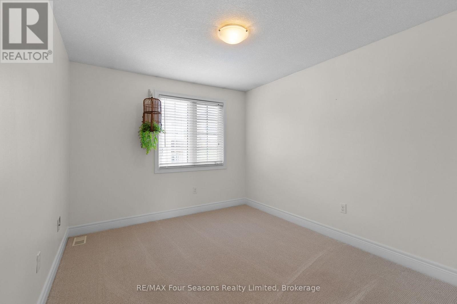 13 - 305 Briarmeadow Drive, Kitchener, Ontario  N2A 4K9 - Photo 21 - X13027364