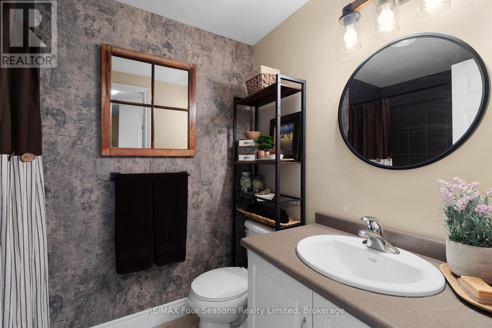 13 - 305 Briarmeadow Drive, Kitchener, Ontario  N2A 4K9 - Photo 23 - X13027364