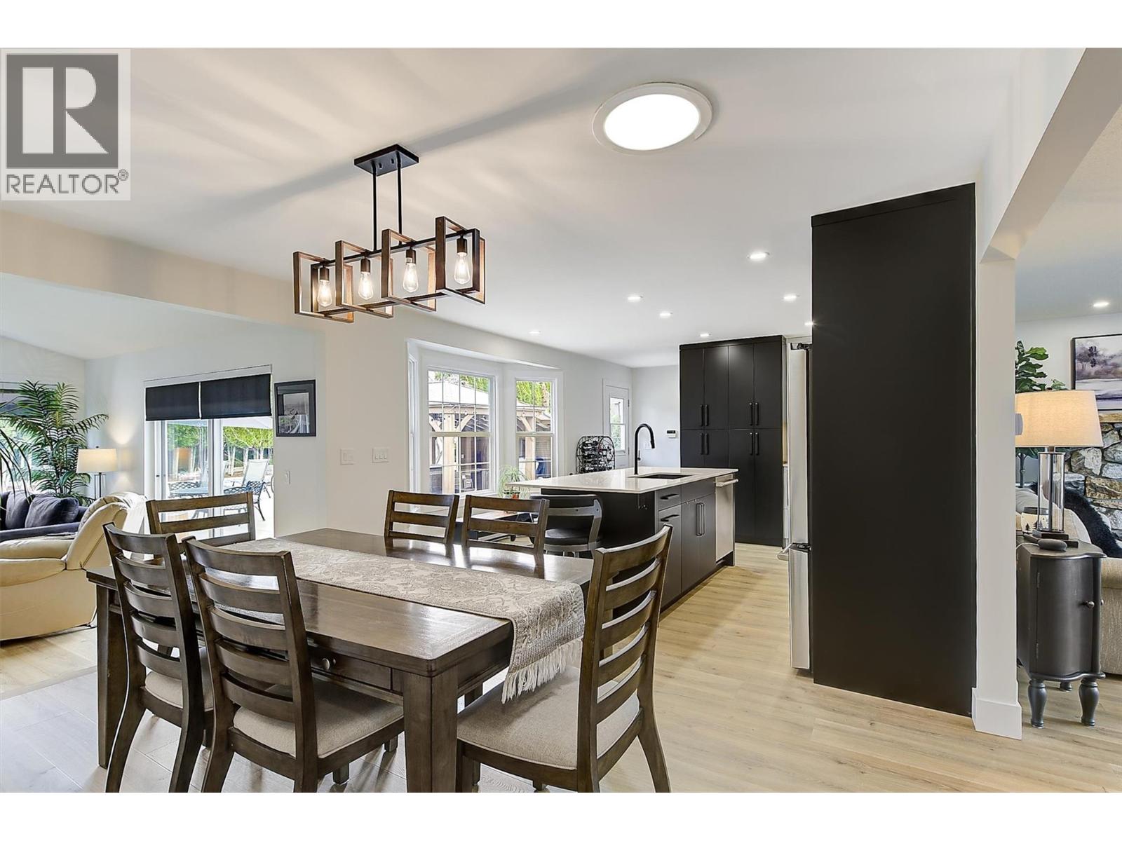 664 Berk Court, Kelowna, British Columbia  V1W 1T9 - Photo 11 - 10384042