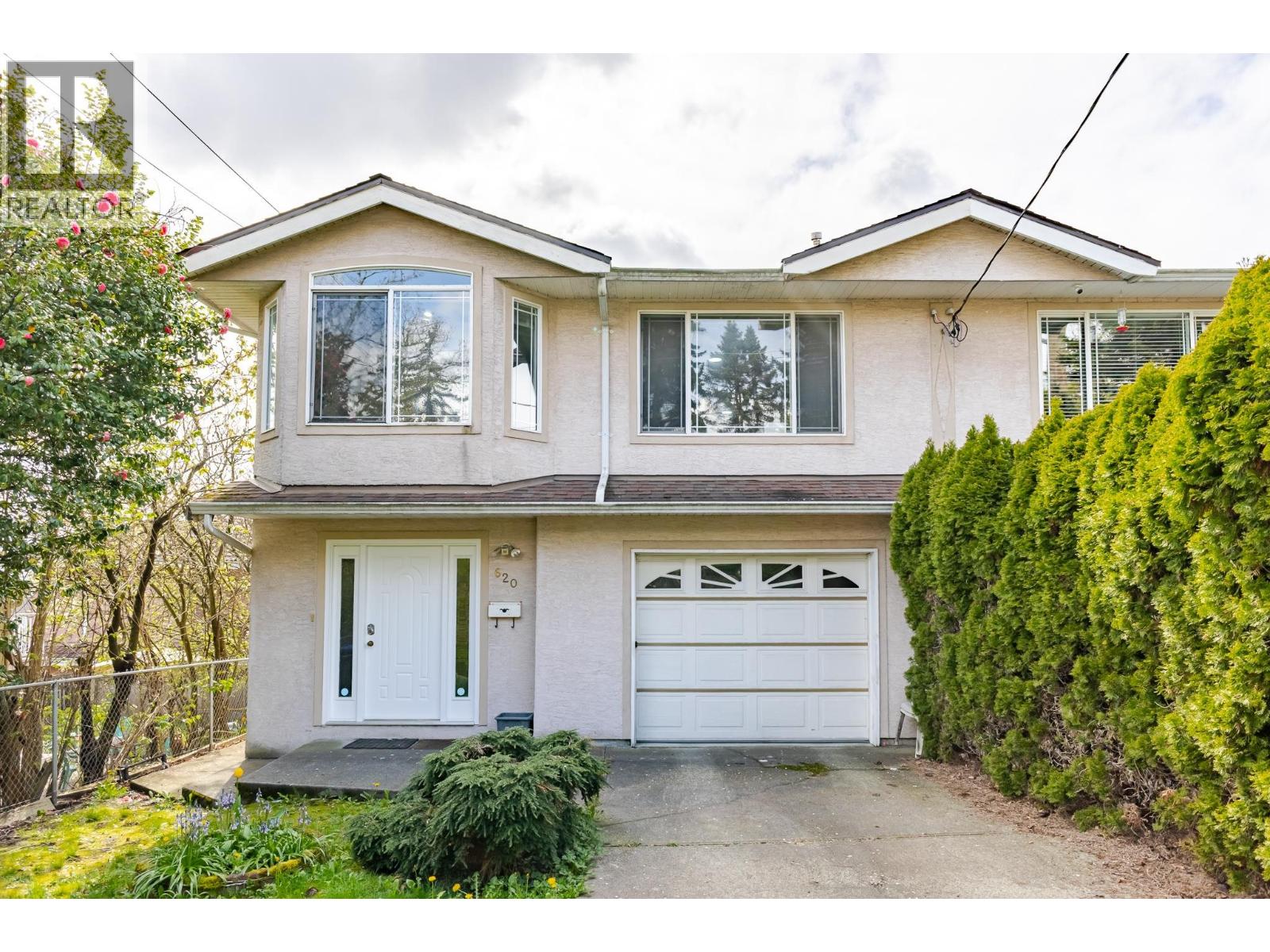 620 Thirteenth Street, New Westminster, British Columbia  V3M 4M4 - Photo 2 - R3114210