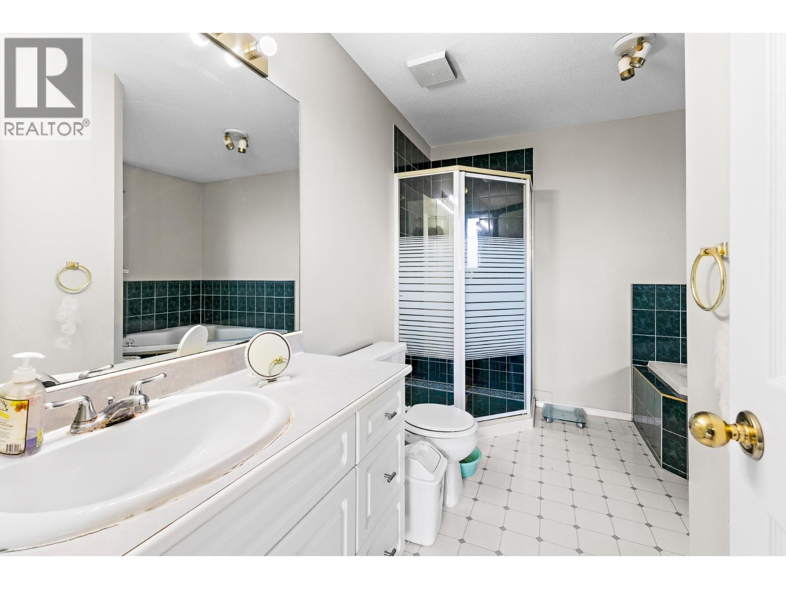 620 Thirteenth Street, New Westminster, British Columbia  V3M 4M4 - Photo 23 - R3114210