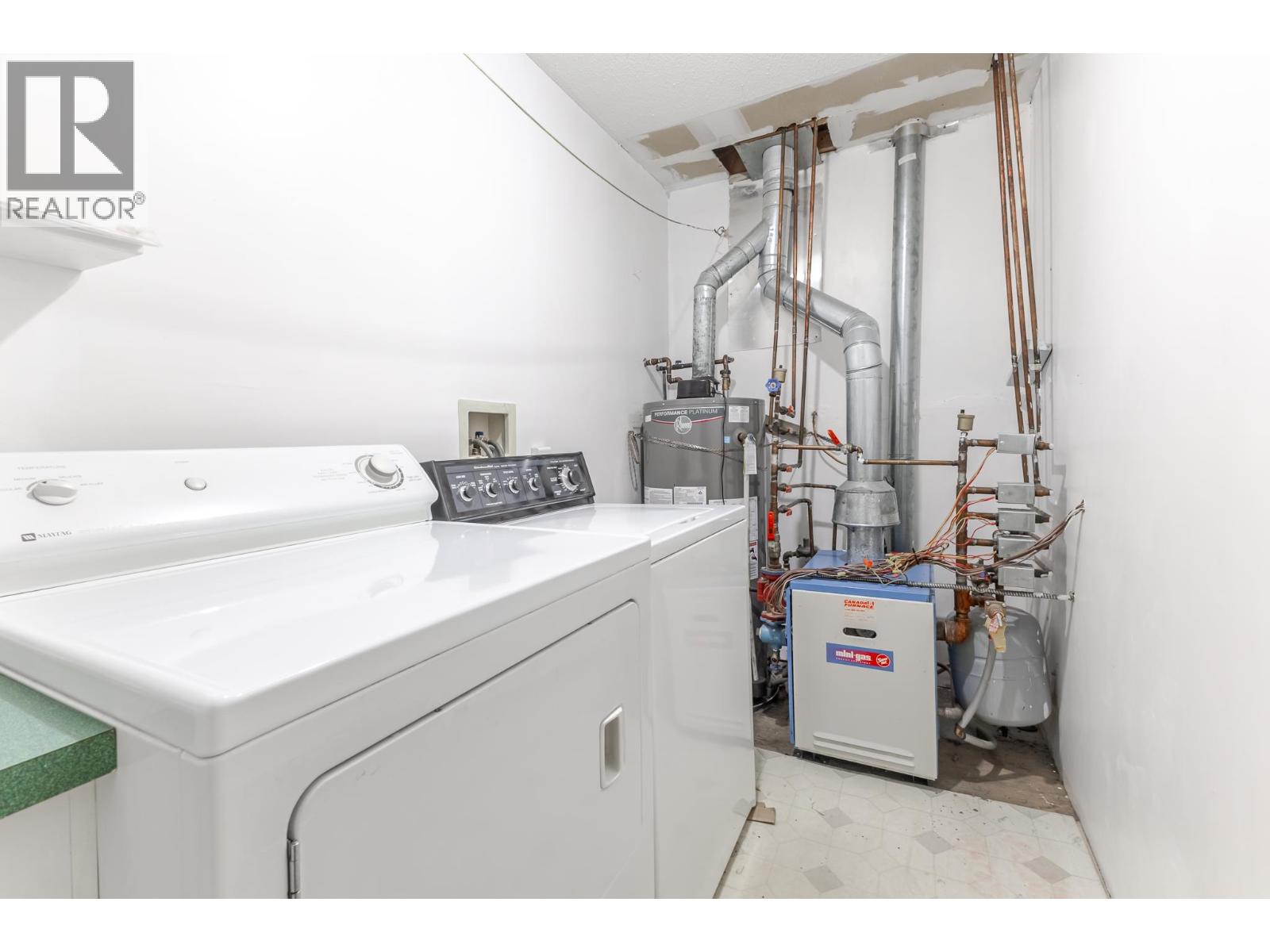 620 Thirteenth Street, New Westminster, British Columbia  V3M 4M4 - Photo 24 - R3114210