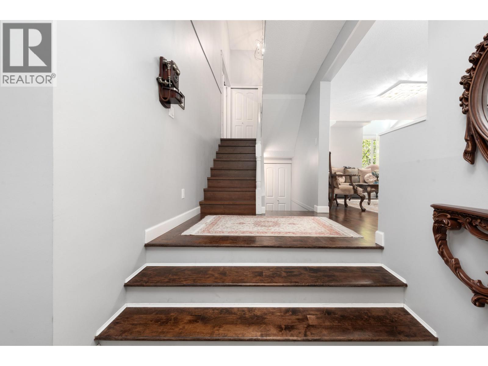 1991 Cedar Village Crescent, North Vancouver, British Columbia  V7J 3P5 - Photo 11 - R3114222