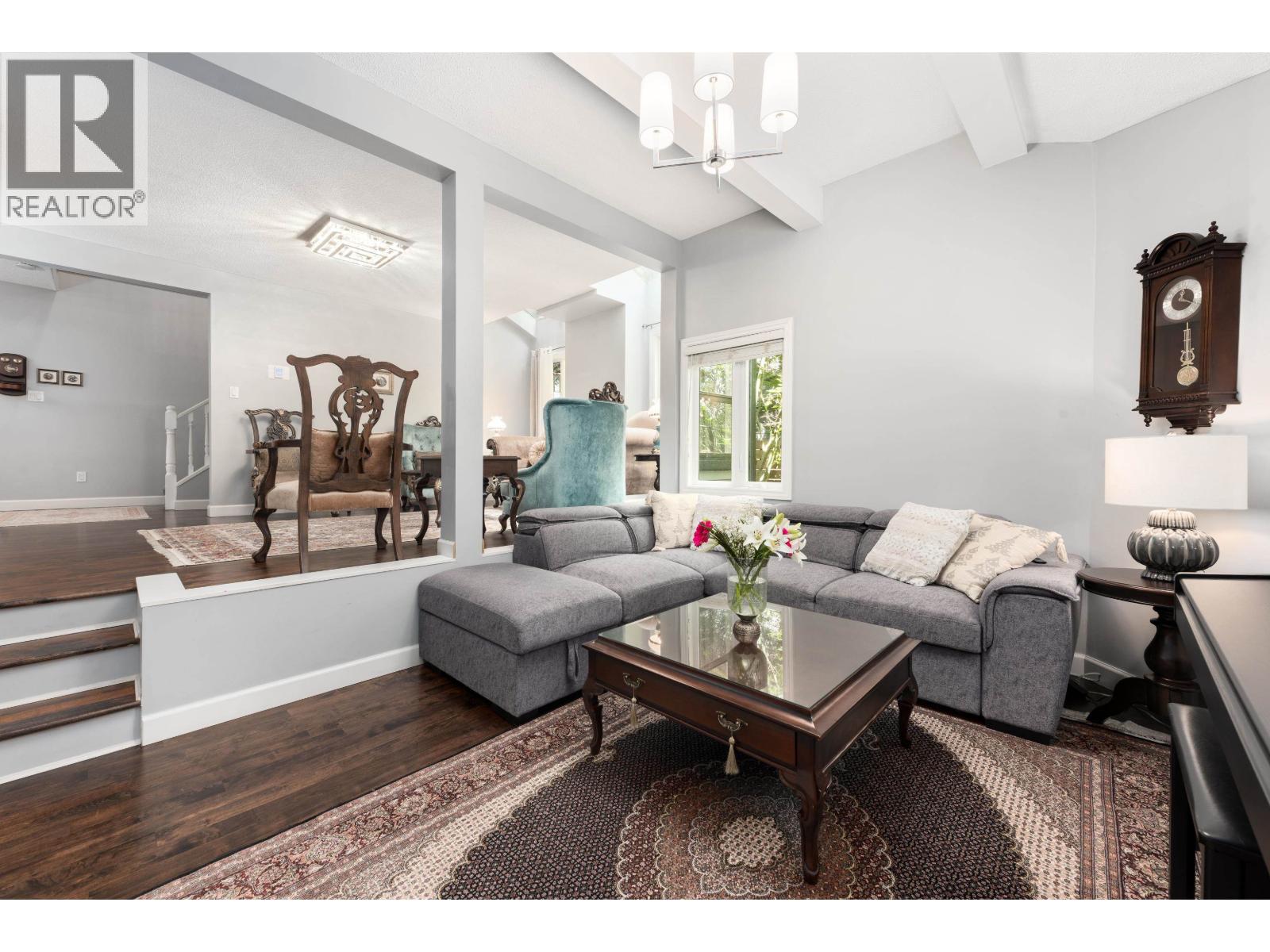 1991 Cedar Village Crescent, North Vancouver, British Columbia  V7J 3P5 - Photo 3 - R3114222