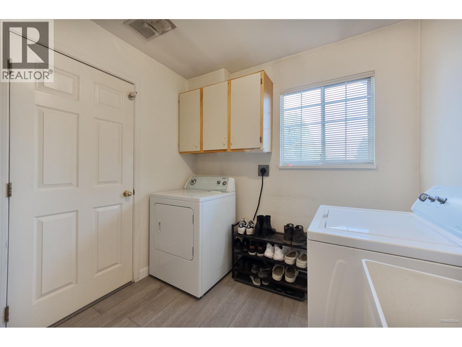 4355 Macdonald Avenue, Burnaby, British Columbia  V5G 2Z8 - Photo 24 - R3114234