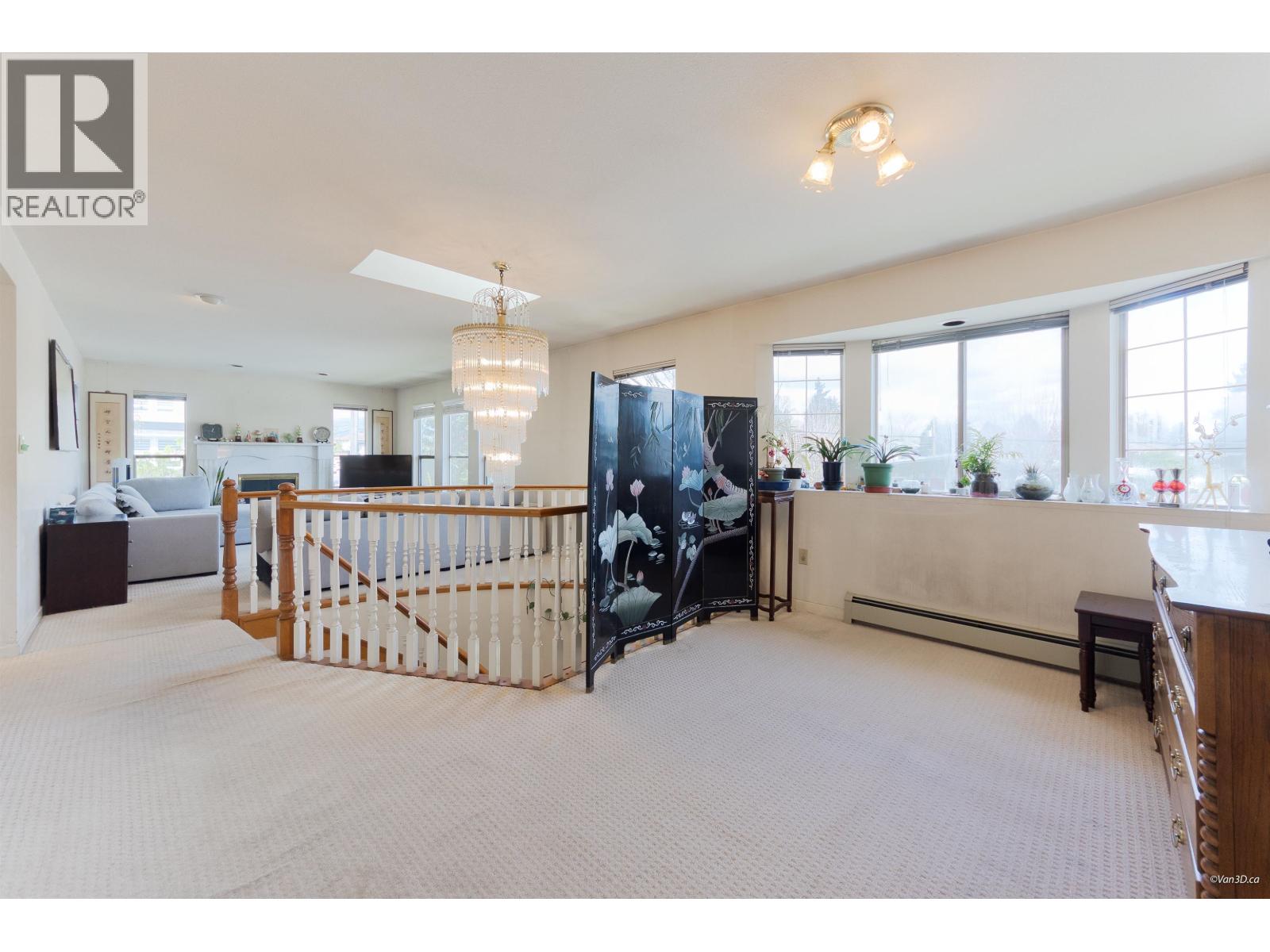 4355 Macdonald Avenue, Burnaby, British Columbia  V5G 2Z8 - Photo 9 - R3114234