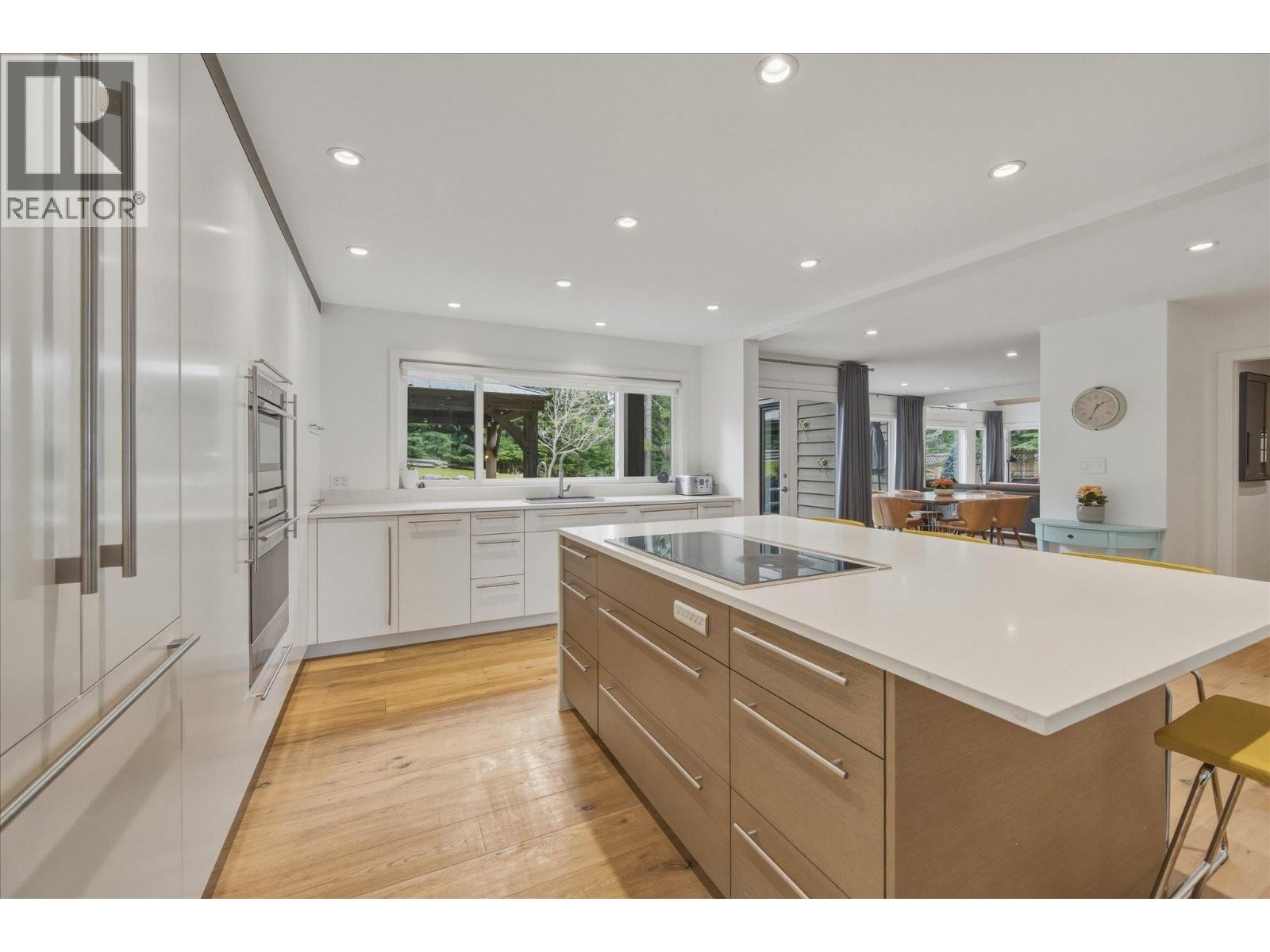 6232 Oboe Place, Whistler, British Columbia  V8E 0C5 - Photo 12 - R3114244