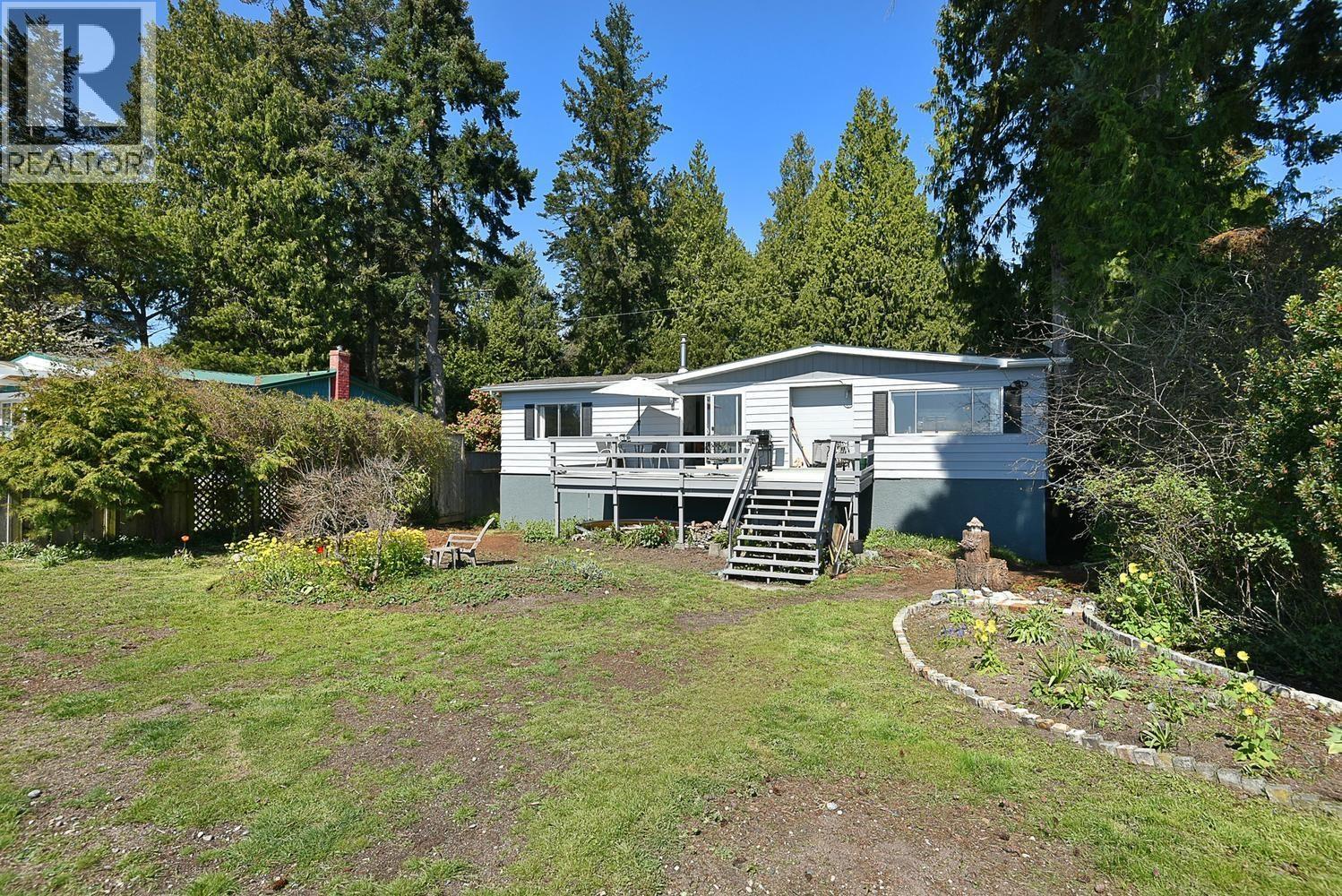 4485 Stalashen Drive, Sechelt, British Columbia  V7Z 0B3 - Photo 2 - R3114254