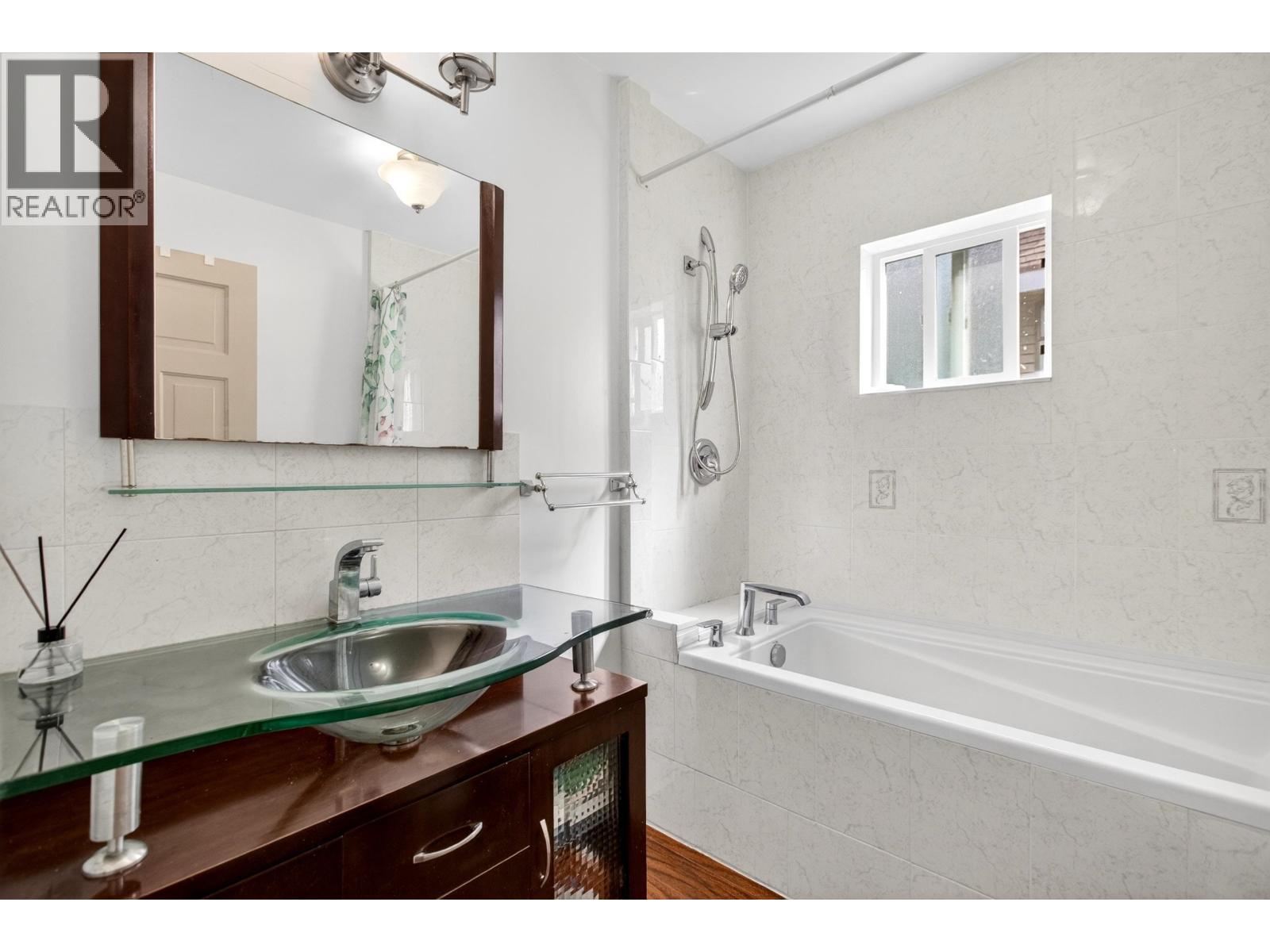 2975 W 8th Avenue, Vancouver, British Columbia  V6K 2C2 - Photo 19 - R3114261