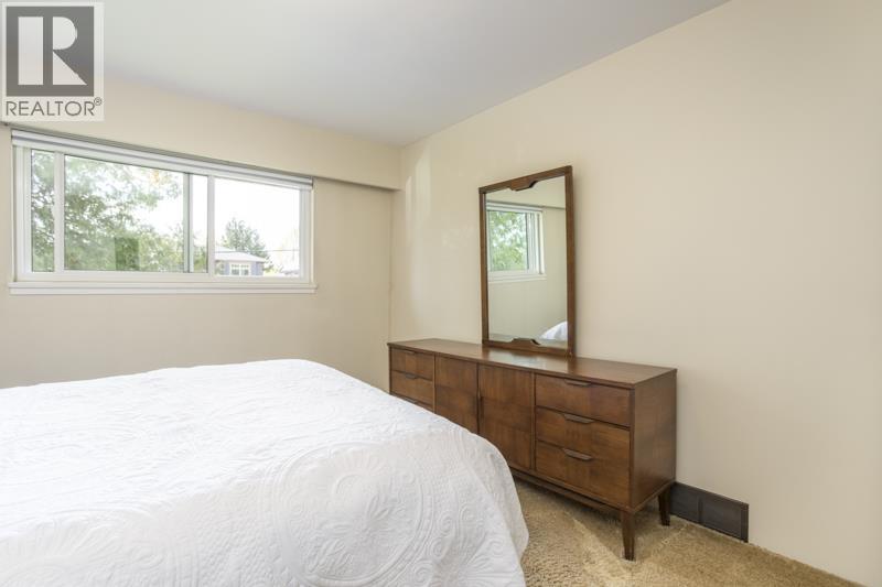 3511 Newmore Avenue, Richmond, British Columbia  V7C 1M5 - Photo 14 - R3114277