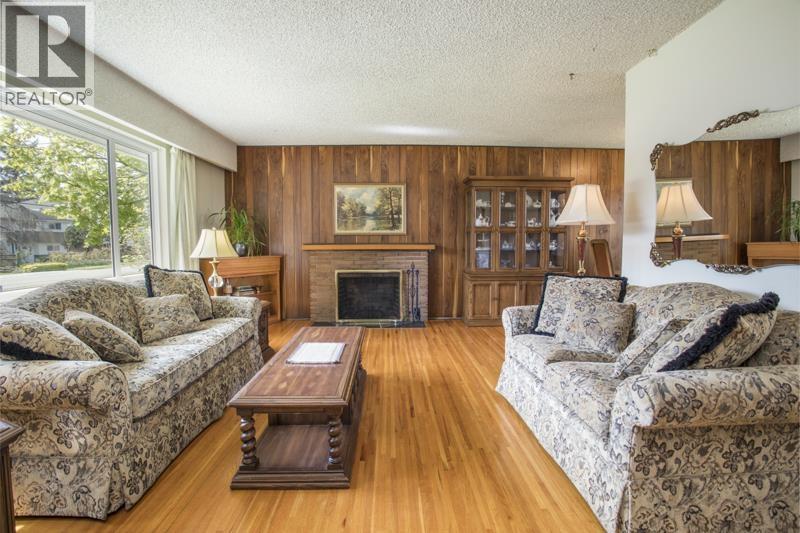 3511 Newmore Avenue, Richmond, British Columbia  V7C 1M5 - Photo 3 - R3114277