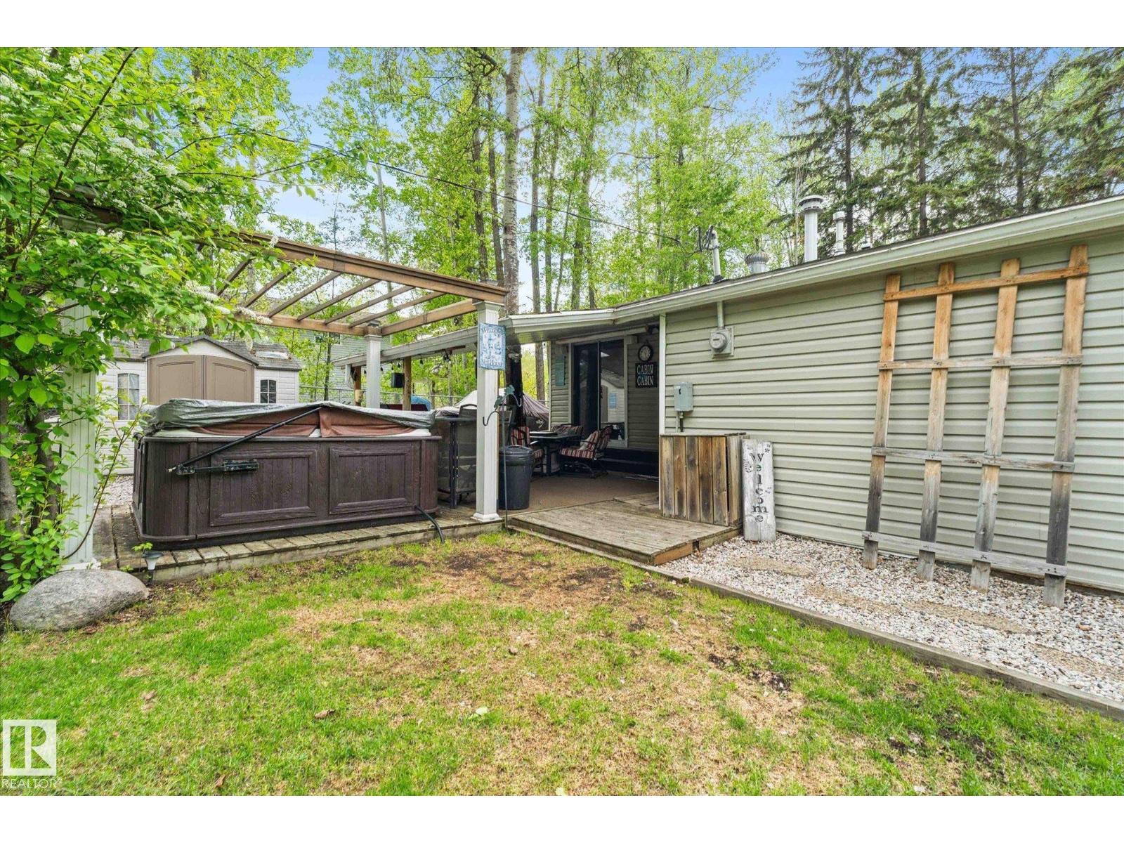 1028-1029 10 St, Rural Lac Ste. Anne County, Alberta  T0E 0A2 - Photo 25 - E4483415