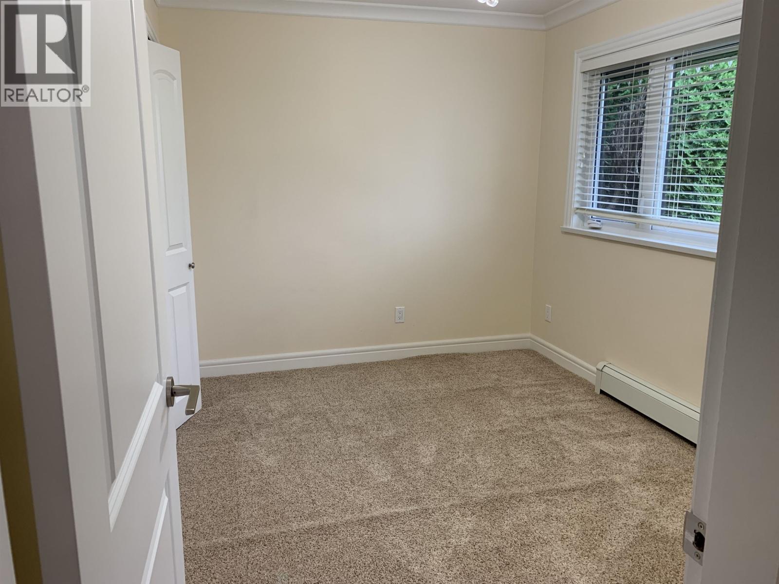 552 W 22nd Street, North Vancouver, British Columbia  V7M 2A5 - Photo 9 - R3114266