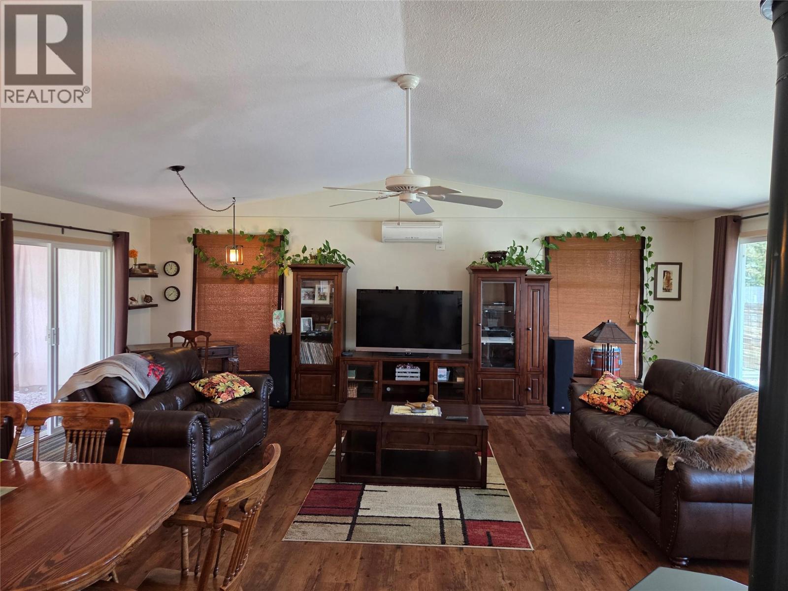 114 Cedar Avenue, Kaleden, British Columbia  V0H 1K0 - Photo 9 - 10384369