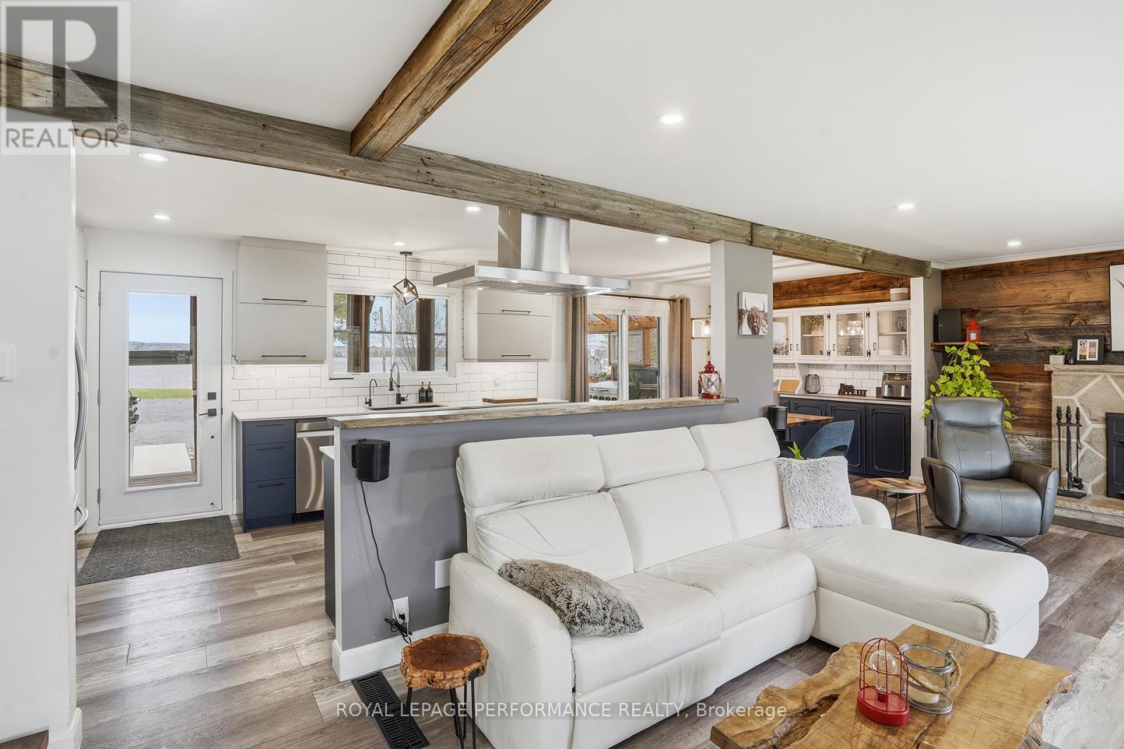 3595 Front Road, East Hawkesbury, Ontario  K6A 2W5 - Photo 6 - X13027446