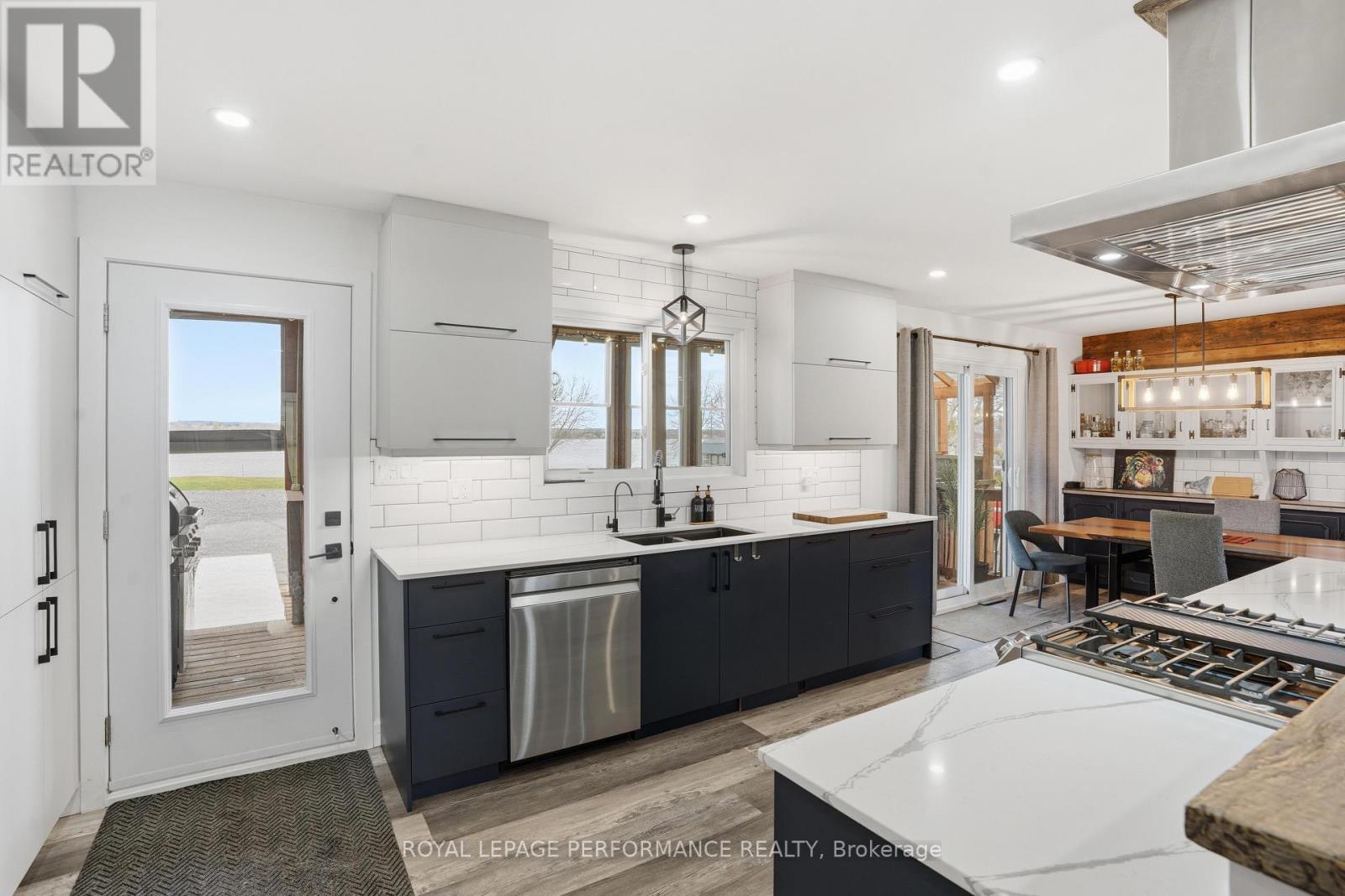 3595 Front Road, East Hawkesbury, Ontario  K6A 2W5 - Photo 9 - X13027446