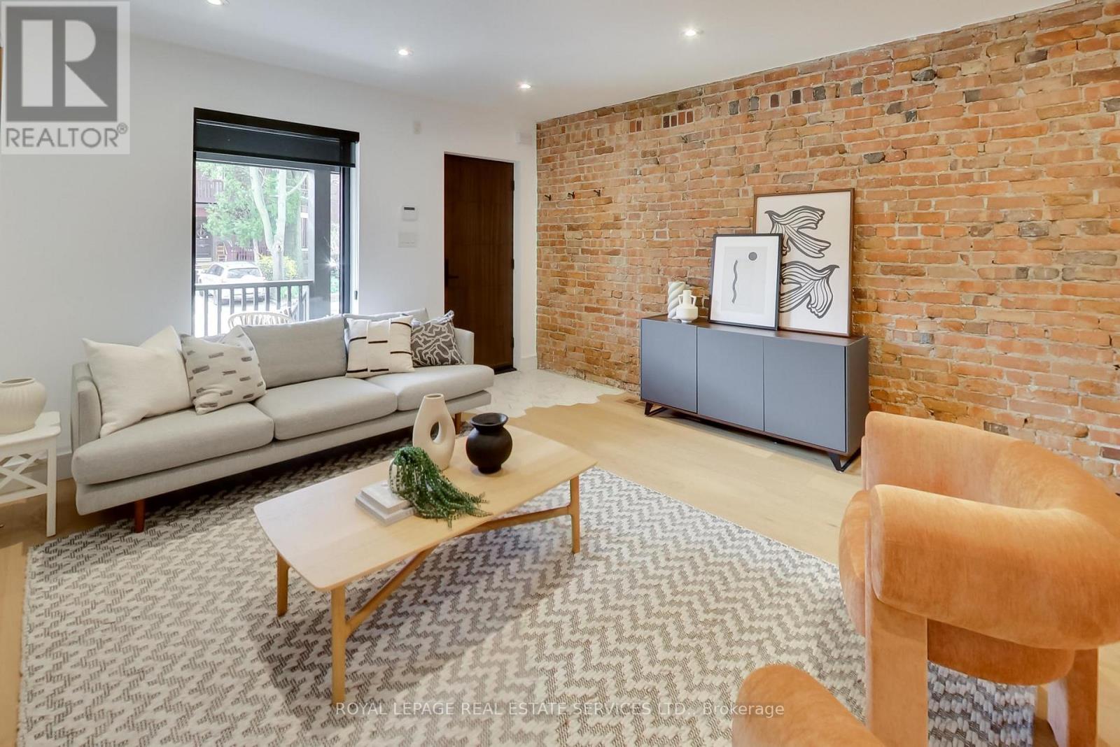 227 Howland Avenue, Toronto, Ontario  M5R 3B7 - Photo 5 - C13027464