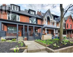 227 HOWLAND AVENUE, Toronto, Ontario