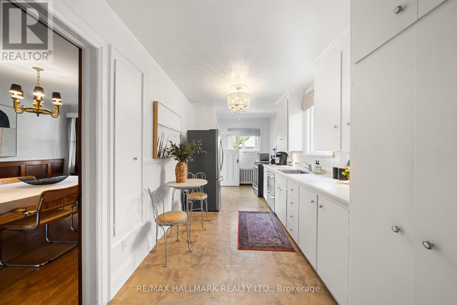 814 Duplex Avenue, Toronto, Ontario  M4R 1W7 - Photo 15 - C13027466